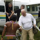 The King is greeted by a representative from the Yanomami Indians on the grassy runway.
Published 4 May 2013. Handout picture from the Royal Court. For editorial use only, not for sale. Photo: Rainforest Foundation Norway / ISA Brazil.